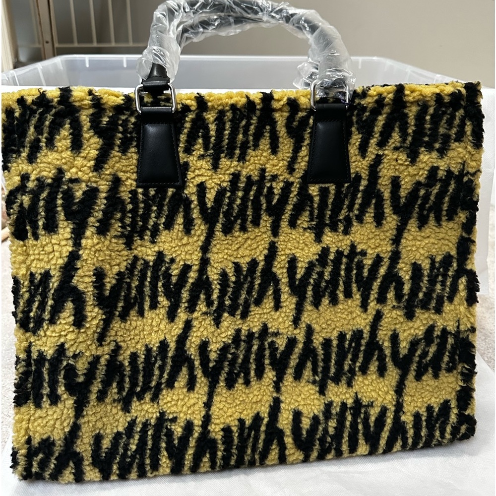 NWT Yitty tote!